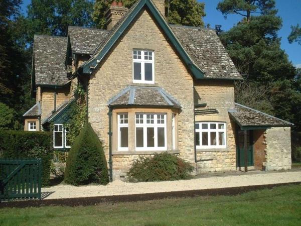 Lettings image 2, view larger